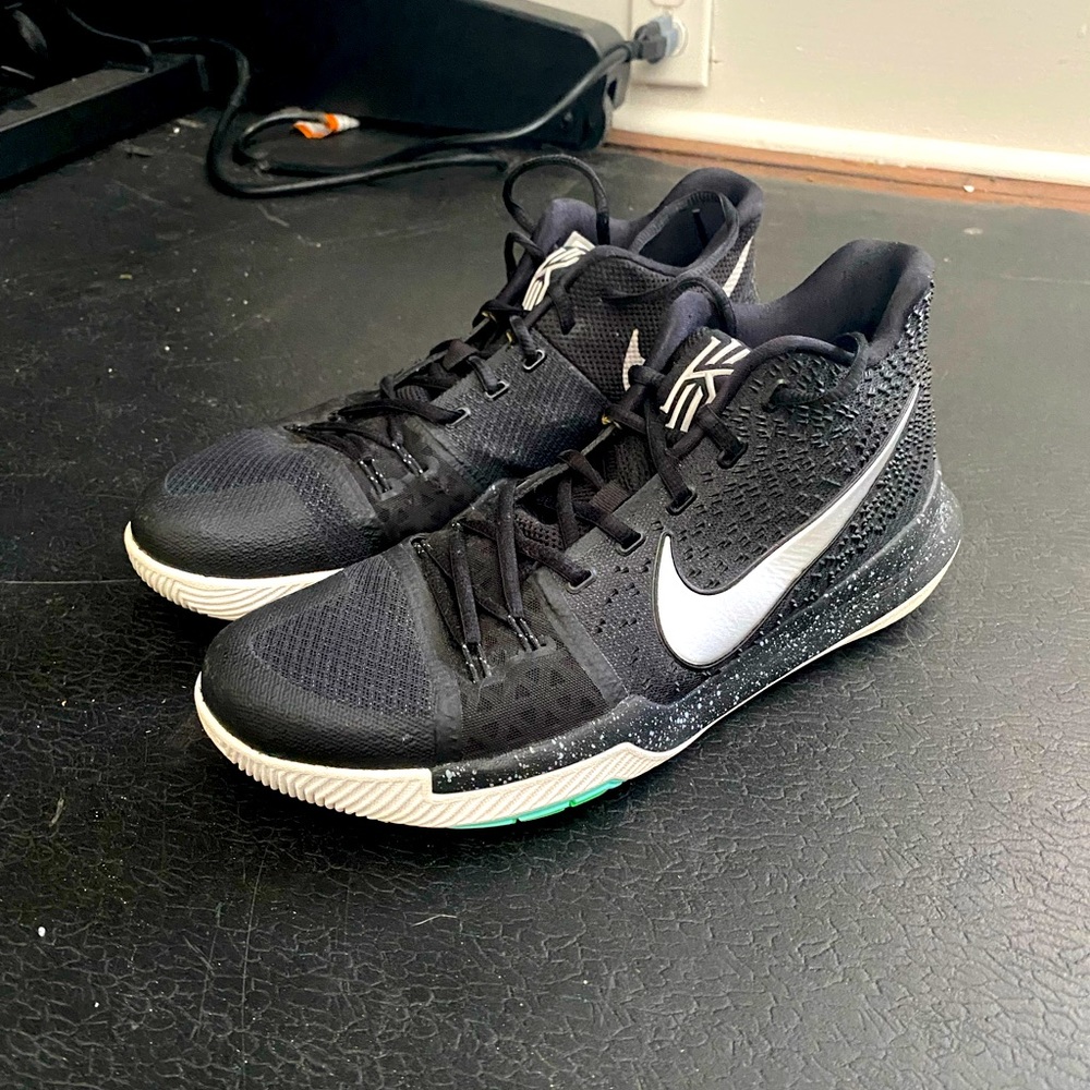 Nike Kyrie 3 ‘Black Ice’ Mens Sneakers - Size 11.5